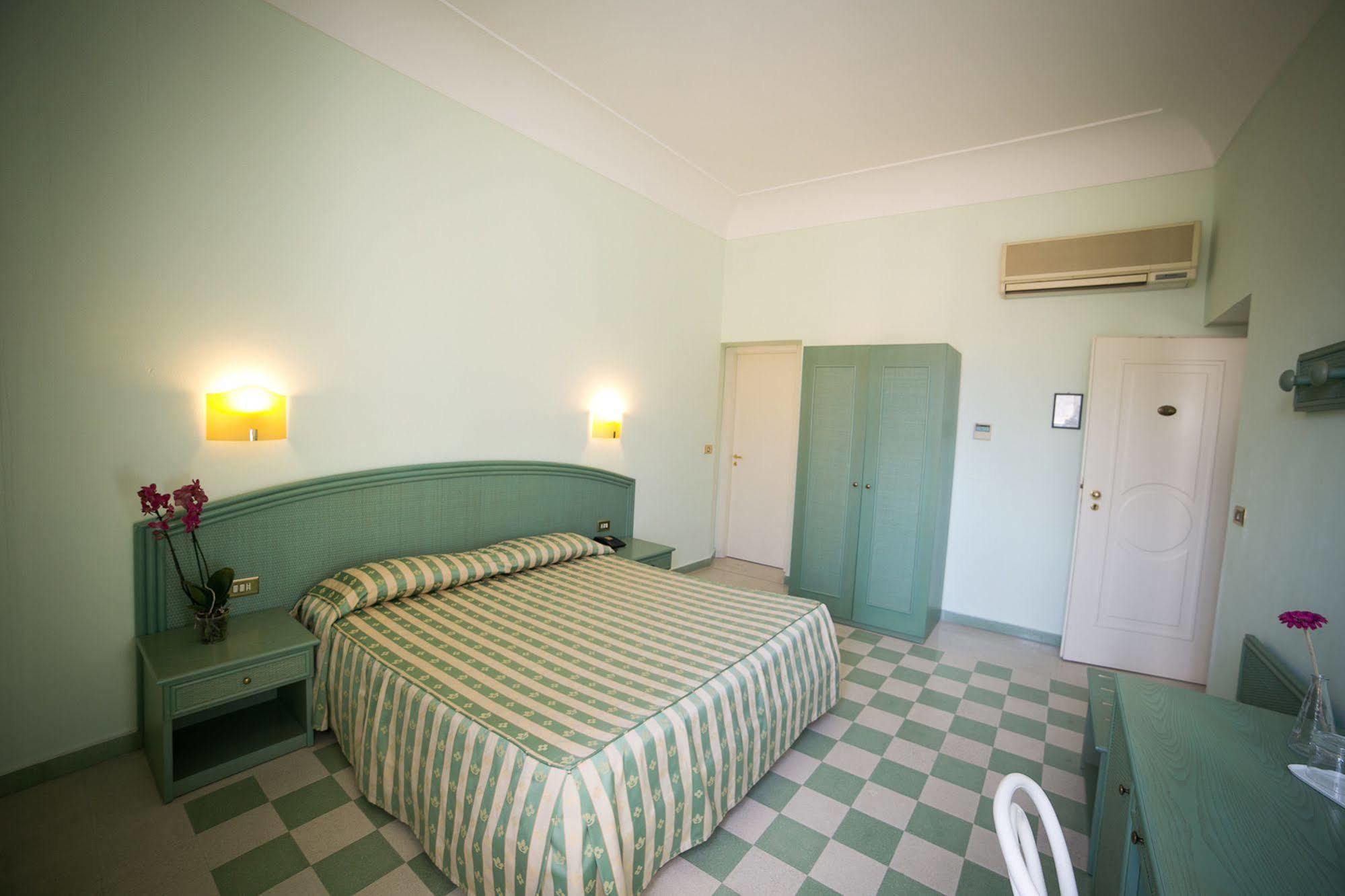 Hotel Gran Bretagna Boutique Ortigia