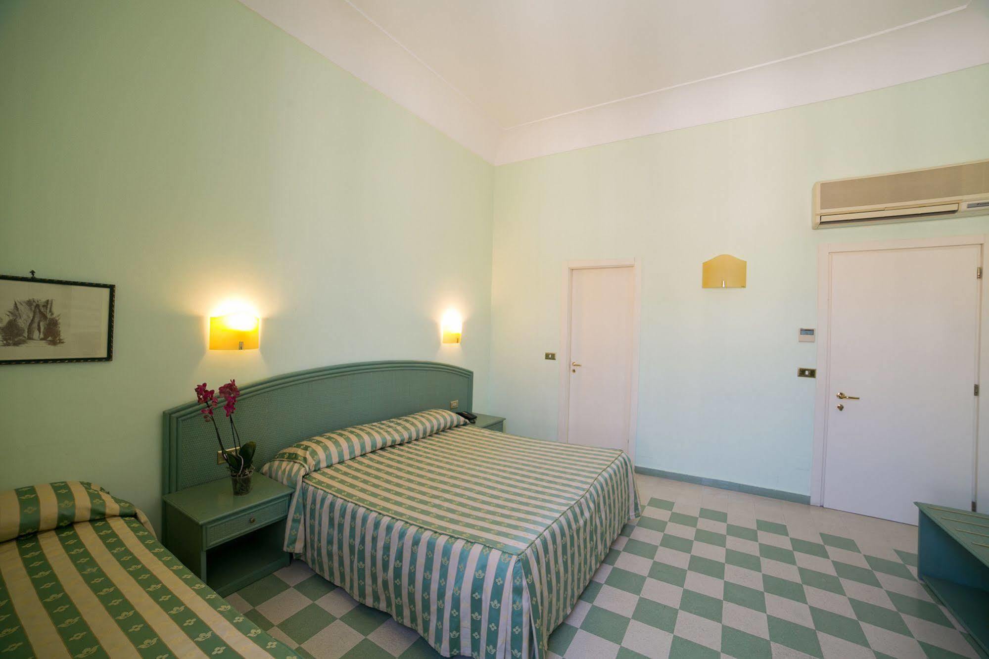 Gran Bretagna Ortigia Hotel 3*