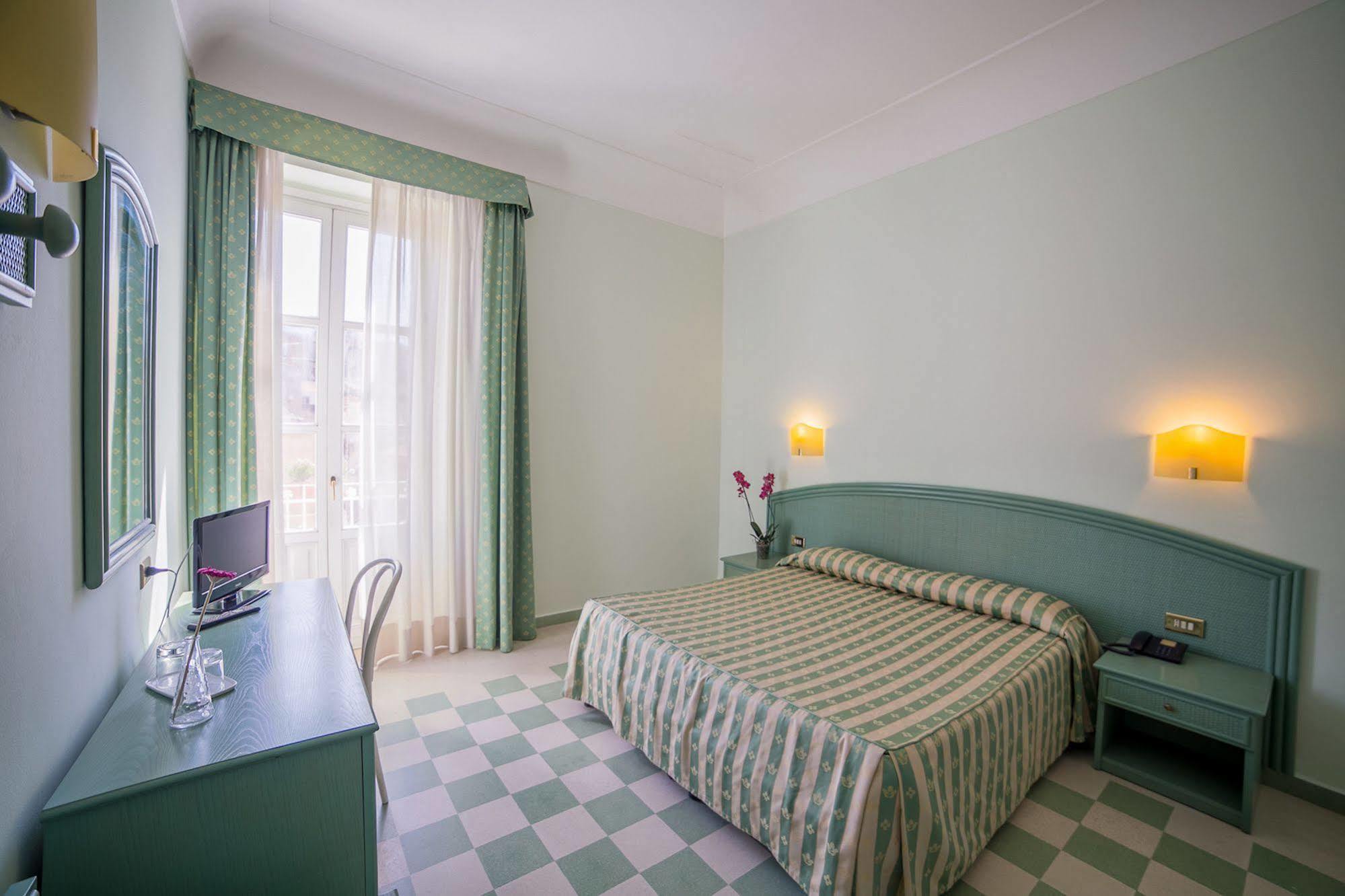 Hotel Gran Bretagna Ortigia 3*